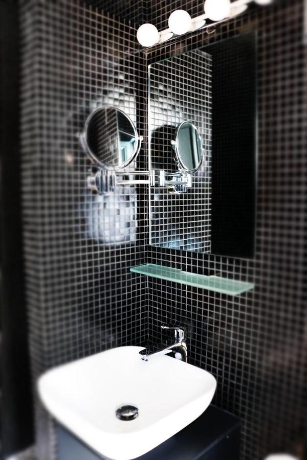 Le 66 Bed & Breakfast Paris Bagian luar foto